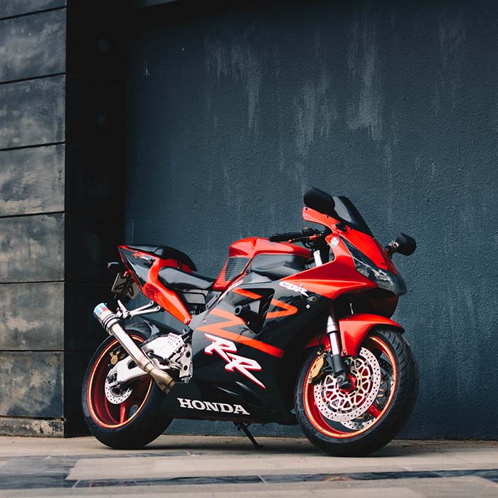 red and black honda RR
